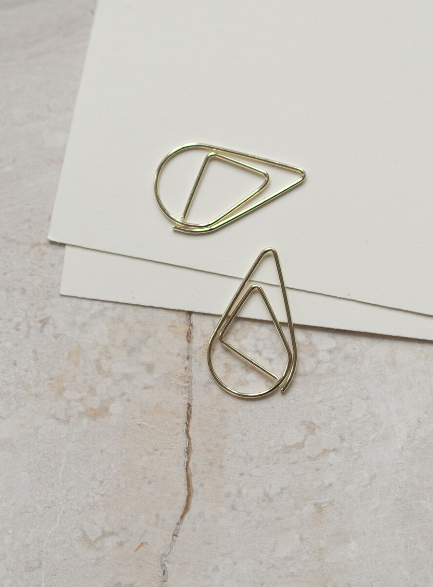 Zaproszenia ślubne Proste i Nowoczesne  zaproszenia ślubne z ozdobnym spinaczem, minimalistyczne zaproszenia na ślub w kształcie serca, delikatne zaproszenia slubne proste wzory zaproszeń ślubnych3