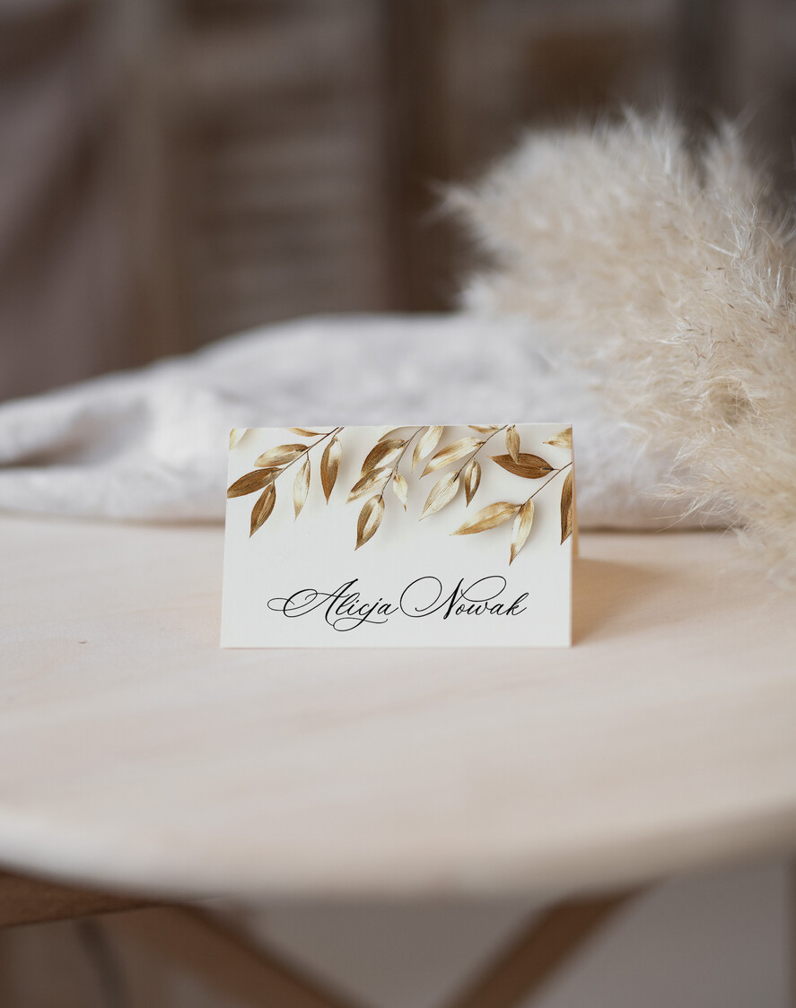 Winietki Nowoczesne prosta forma  ręcznie robione winietki ślubne wizytówki dla gości weselnych, delikatne winietki na stoły weselne, ślubne winietki piękna dekoracja stołów ślubnych 1