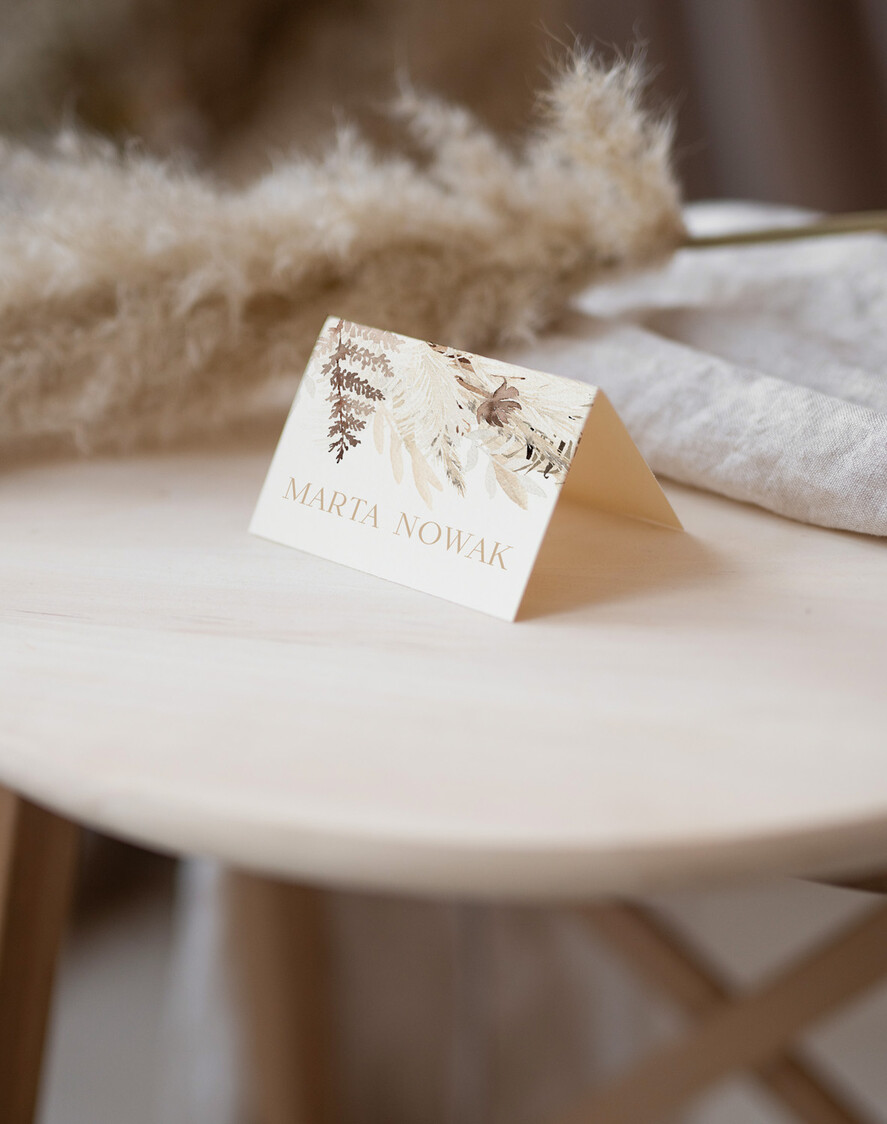Winietki Nowoczesne prosta forma  delikatne wizytówki na stół weselny, proste wizytówki na stoły weselne, winietki ślubne, proste winietki dla gości1