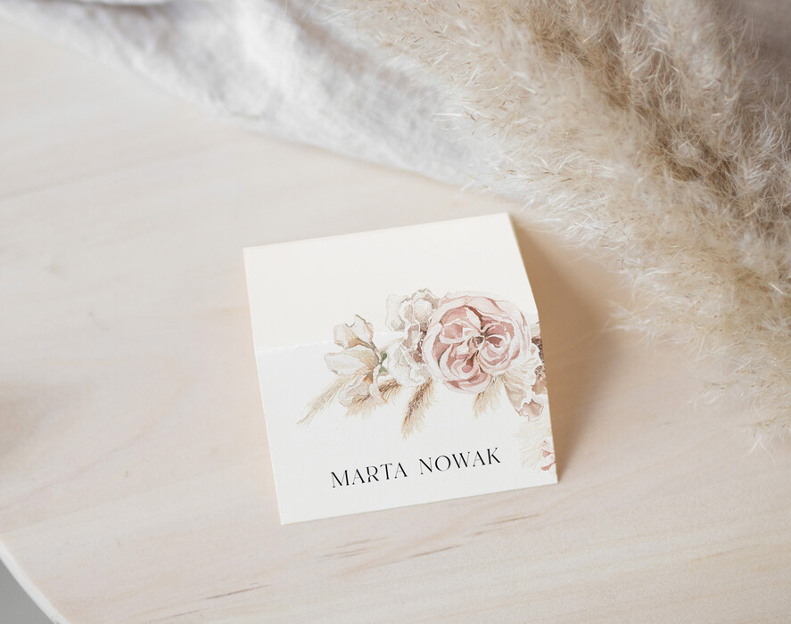 Winietki Nowoczesne prosta forma  nowoczesne winietki ślubne, proste wizytówki na stoły weselne, delikatne winietki ślubne, proste winietki dla gości, etykiety na stoły weselne3