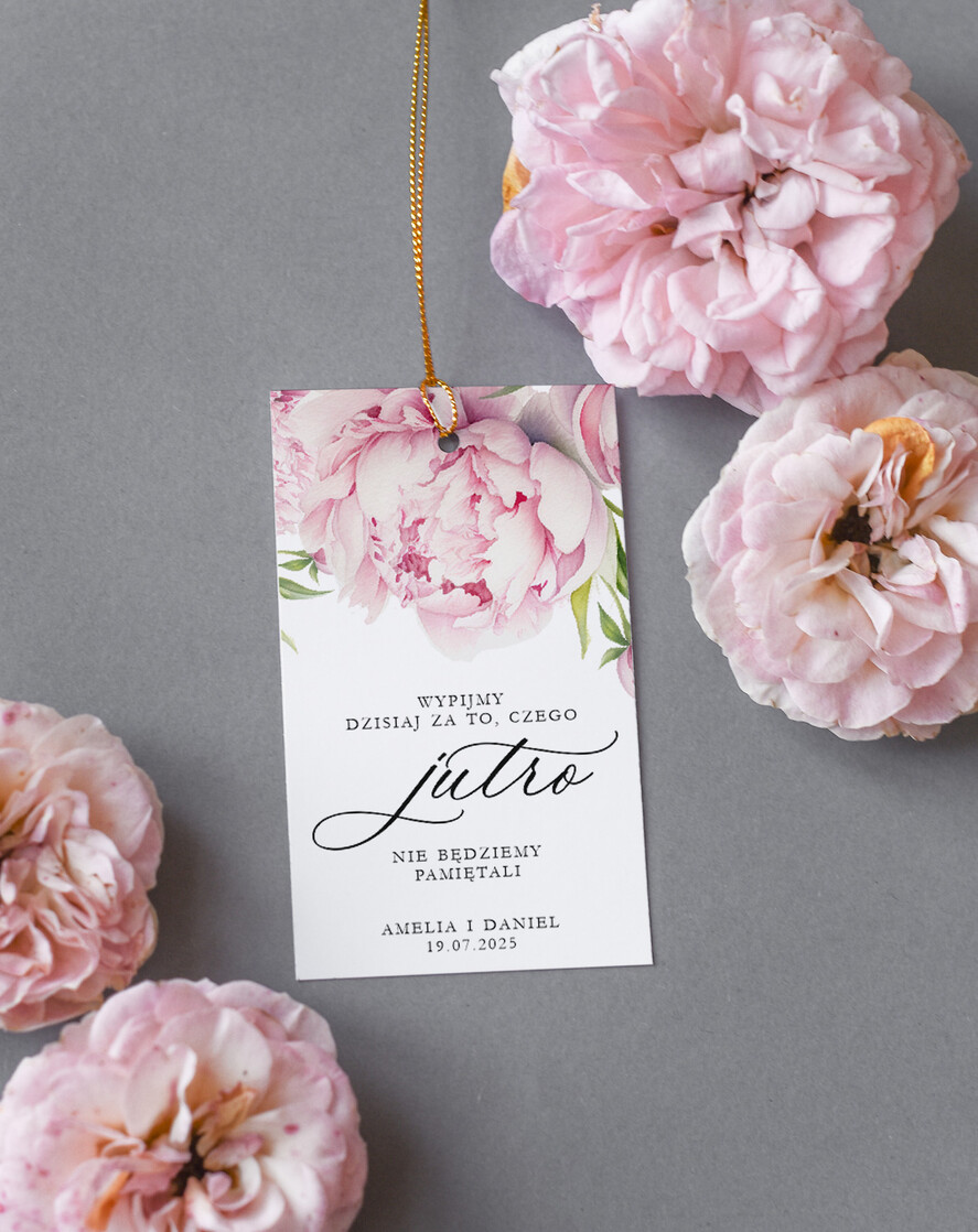 Zawieszki na butelki Nowoczesne prosta forma  delikatne i prosne etykiety na ślubny alkohol, ślubne zawieszki na różne trunki, śmieszne wierszyki na zawieszkach na wesele, dekoracje stołu weselnego0