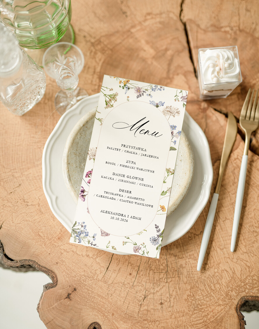 Menu Nowoczesne prosta forma  kwiatowe menu na stoły weselne, karta dań na wesele, proste menu weselne w kolorze ecru, karta dań weselnych, menu weselne, plan podawania posiłków na weselu1