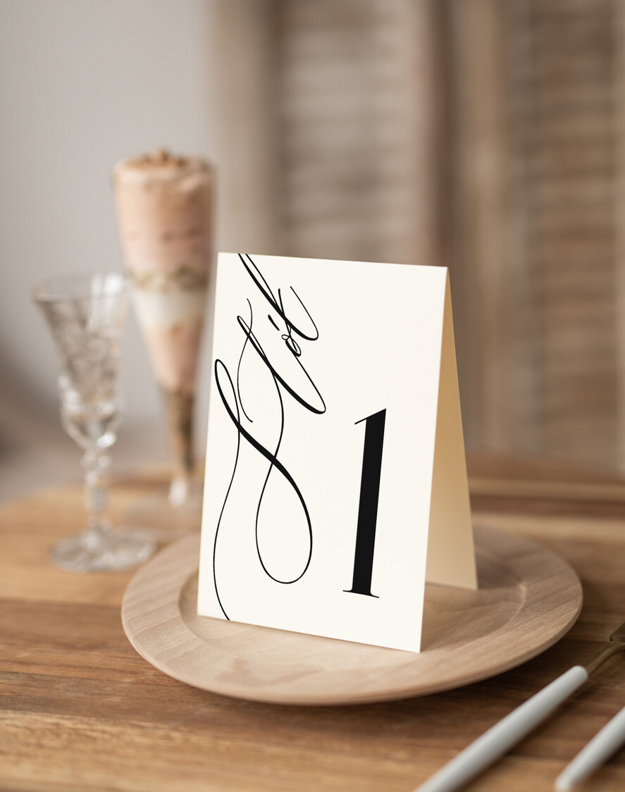 Numery na stół Nowoczesne prosta forma  Eleganckie numerki na stół weselny, numeracja stołów weselnych, proste i delikatne numerki na stoły weselne, dekoracja stołu weselnego 0
