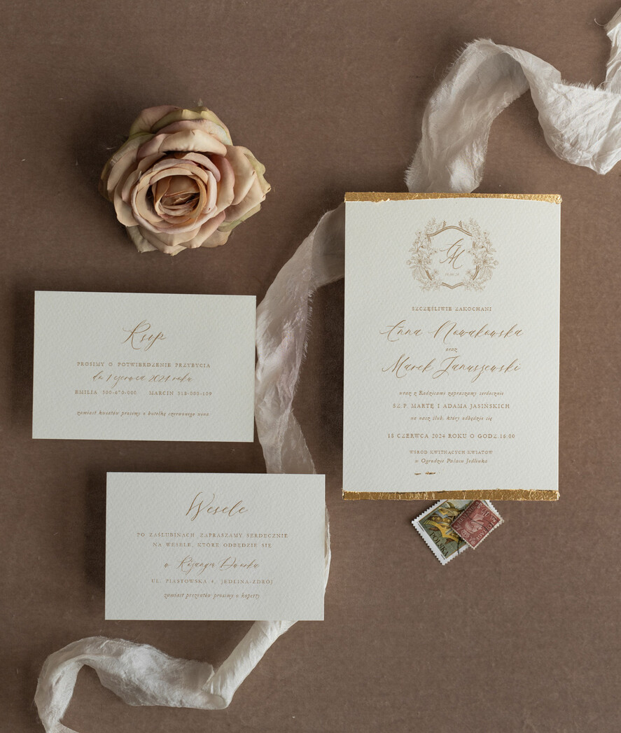 Zaproszenia ślubne Wydzierane Brzegi Delikatne zaproszenia ślubne z płatkami złota, eleganckie zaproszenia na ślub ze złotem, zaproszenie glamour ze złotkiem, zaproszenia  vintage3