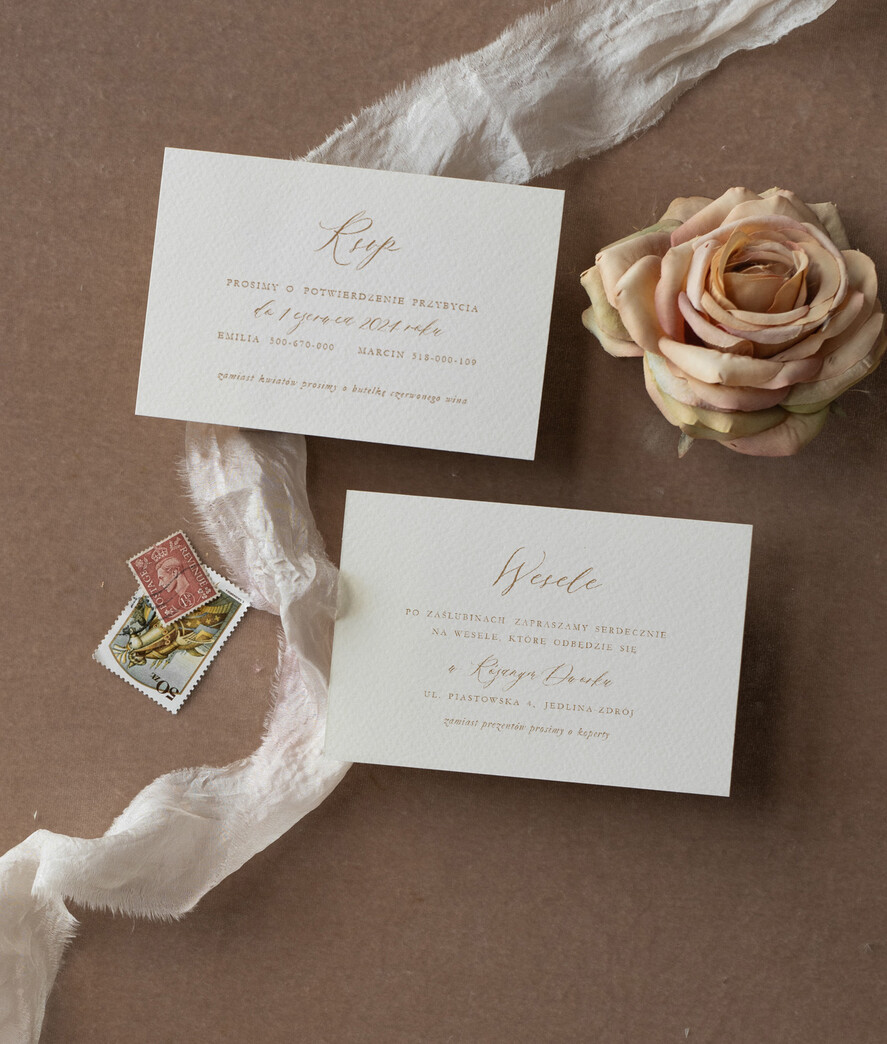 Zaproszenia ślubne Wydzierane Brzegi Delikatne zaproszenia ślubne z płatkami złota, eleganckie zaproszenia na ślub ze złotem, zaproszenie glamour ze złotkiem, zaproszenia  vintage4