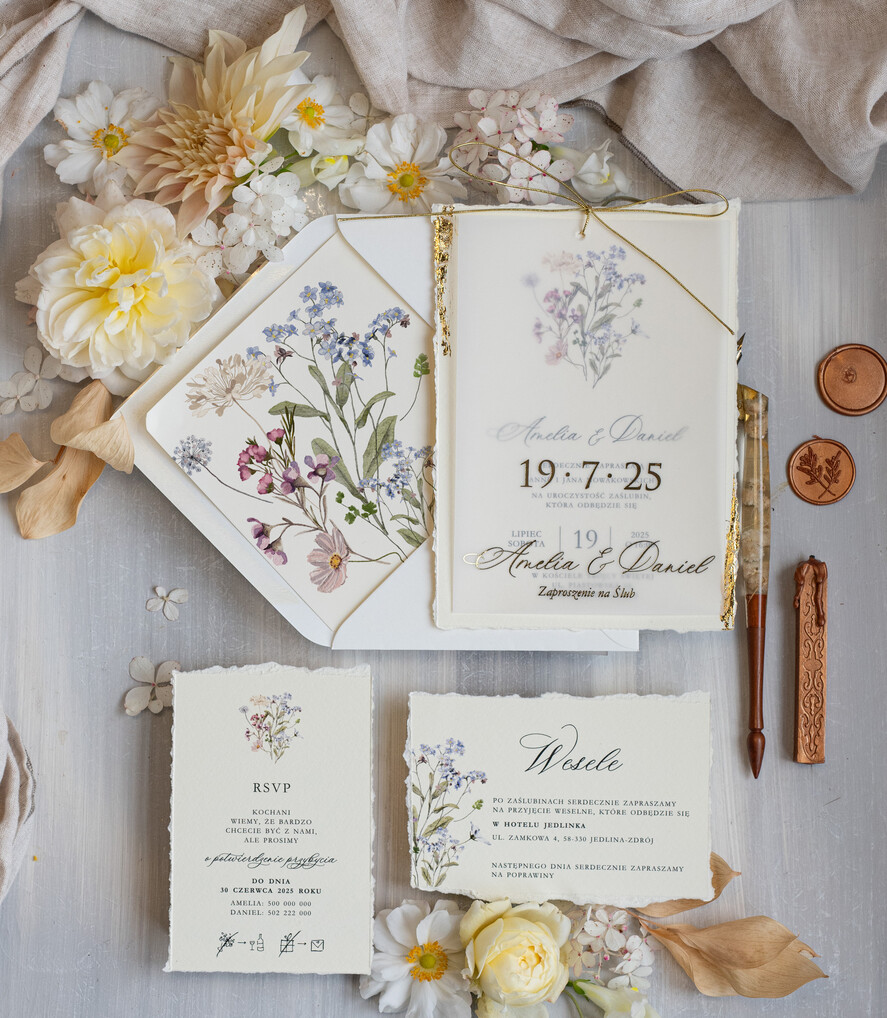 Zaproszenia ślubne Wydzierane Brzegi Zaproszenia Ślubne Z Płatkami Złota, Delikatne Zaproszenia Na Ślub Ze Złotem, Zaproszenie Glamour złote z kalką , Darte Krawędzie W Zaproszeniach Ślubnych1