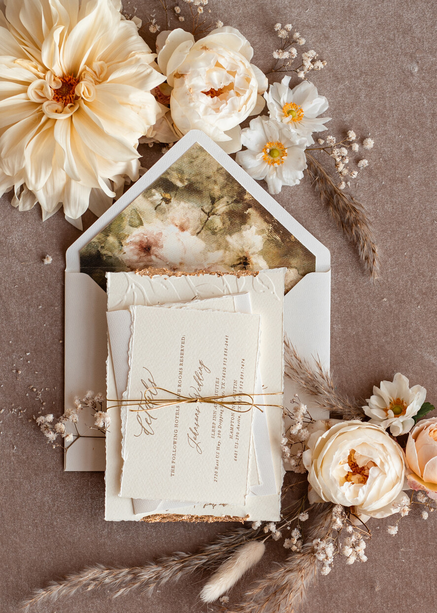 Zaproszenia ślubne Wydzierane Brzegi Zaproszenia ślubne z płatkami złota, delikatne zaproszenia na ślub ze złotem, zaproszenie glamour ze zlotym sznurkiem złote zaproszenia na ślub, 8