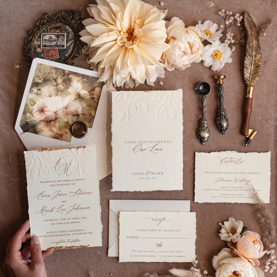 Zaproszenia ślubne Wydzierane Brzegi Zaproszenia ślubne z płatkami złota, delikatne zaproszenia na ślub ze złotem, zaproszenie glamour ze zlotym sznurkiem złote zaproszenia na ślub, 9