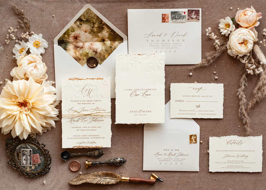 Zaproszenia ślubne Wydzierane Brzegi Zaproszenia ślubne z płatkami złota, delikatne zaproszenia na ślub ze złotem, zaproszenie glamour ze zlotym sznurkiem złote zaproszenia na ślub, 0