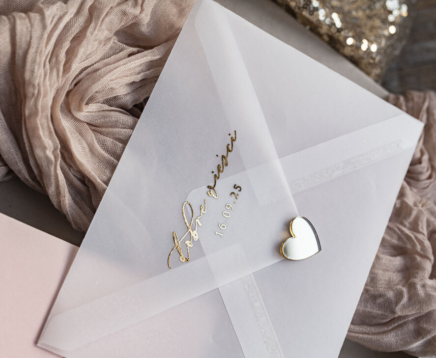 Zaproszenia ślubne z perełkami / tłoczeniem darte złocone zaproszenia ślubne z perełkami, różowe peonie zaproszenie na ślub z perełkam, rwane złocone zaproszenie na ślub cywilny perły i piwonie8