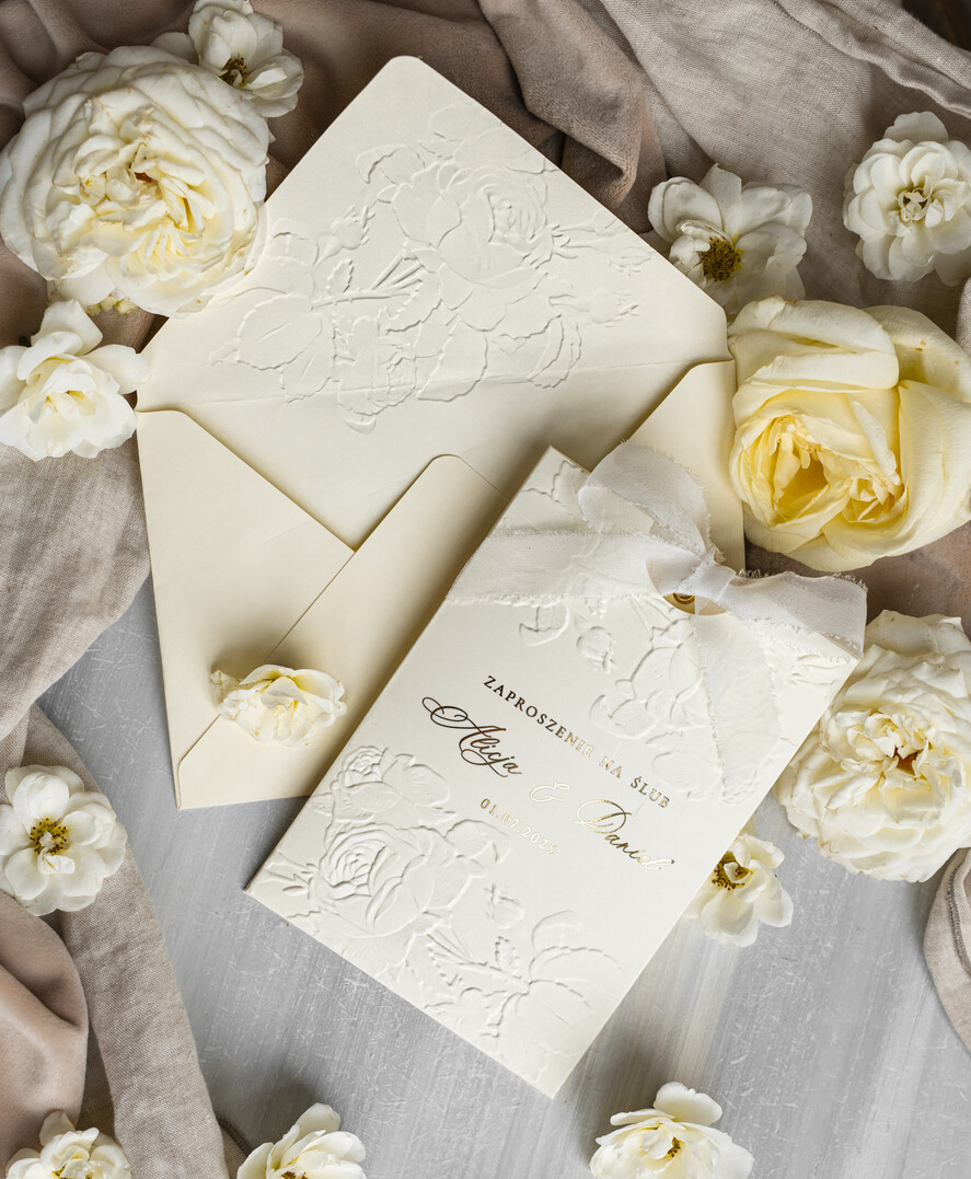 Zaproszenia ślubne z perełkami / tłoczeniem zaproszenia ślubne w kieszonce, eleganckie zaproszenia ślubne z jedwabną wstążką, tłoczone zaproszenia na ślub i wesele, tłoczone złote zaproszenie na ślub8