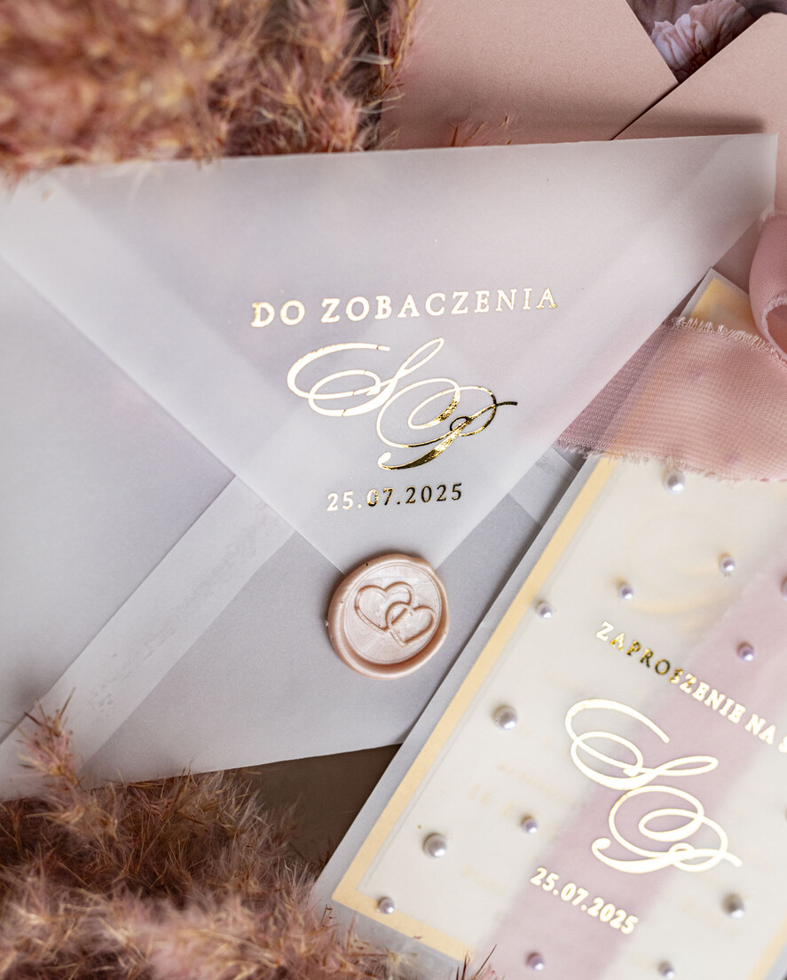 Zaproszenia ślubne z perełkami / tłoczeniem złote zaproszenia ślubne z perełkami, eleganckie zaproszenie na ślub w kalkowym etui, złocone zaproszenie na ślub cywilny perły, perełki na zaproszeniach ślubnych8