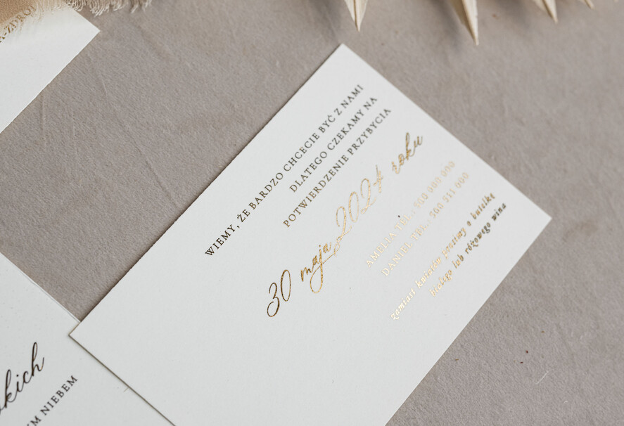 Zaproszenia ślubne z perełkami / tłoczeniem złocone zaproszenia ślubne z perełkami kalkowa koperta, boho zaproszenie na ślub z perełkami i kalką, kalkowa koperta vintage kwiaty z perłami, zaproszenie na ślub cywilny perły9