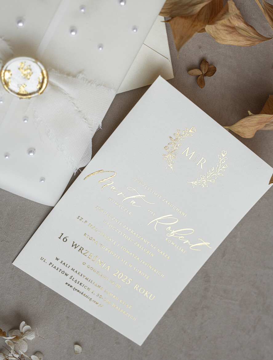 Zaproszenia ślubne z perełkami / tłoczeniem zaproszenia ślubne z perełkami, minimalistyczne zaproszenie na ślub z perełkami i kalką, rwane złocone zaproszenie na ślub cywilny perły6