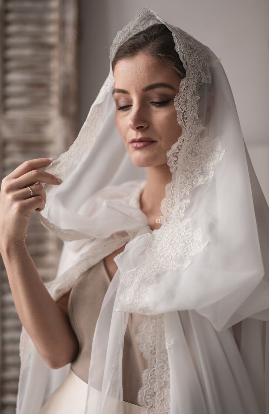 Panna Młoda Bolerka bolerka, narzutki, sweterki szyfonowy płaszcz ślubny, cienki płaszcz ślubny, narzutka ślubna ecru, płaszcz do sukni ślubnej7