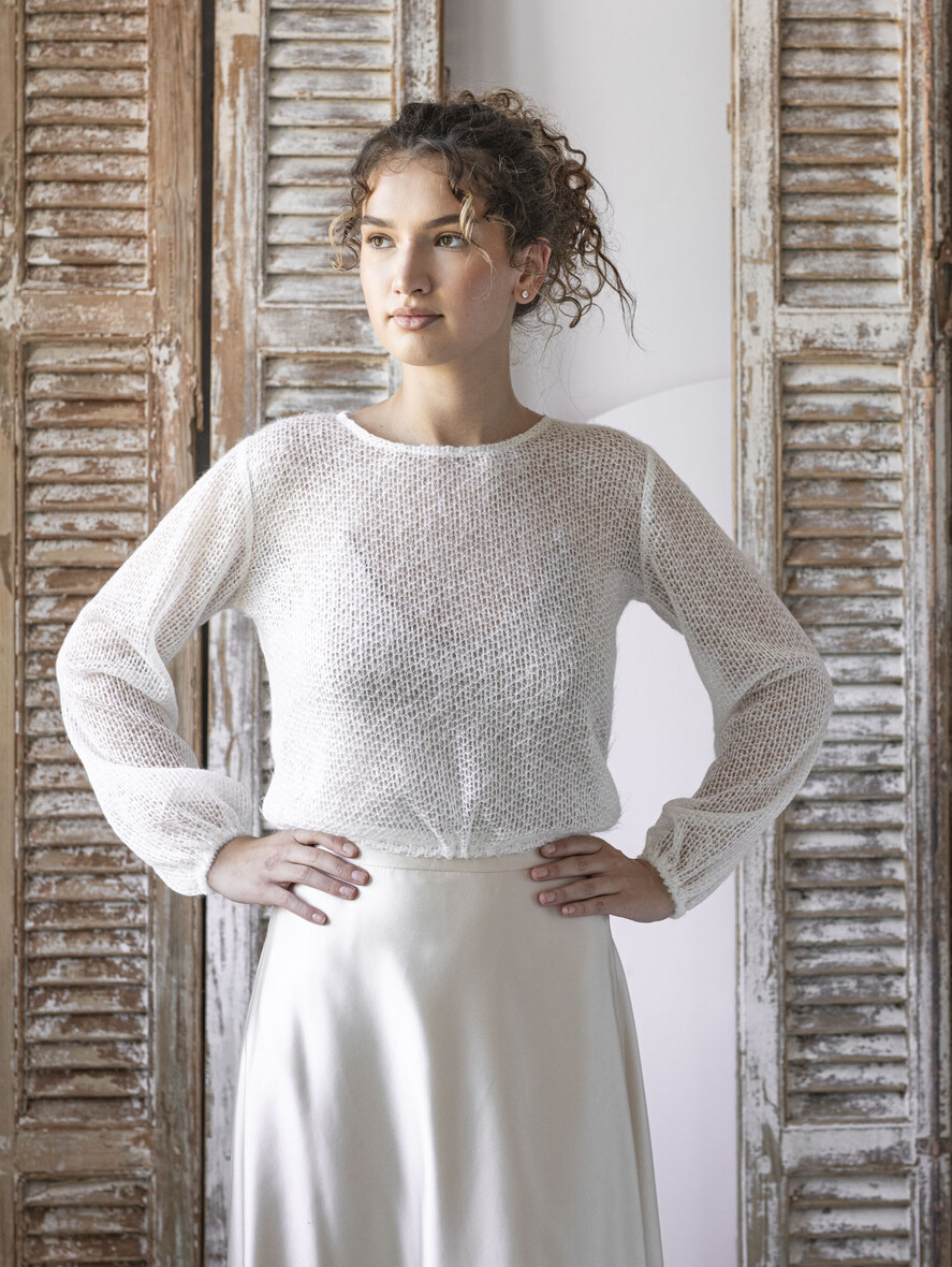 Panna Młoda Bolerka bolerka, narzutki, sweterki Bolerko z odkrytymi plecami, eleganckie bolerko ślubne, bolerko do sukni ślubnej, delikatne bolerko ślubne, letnia narzutka ślubne 1