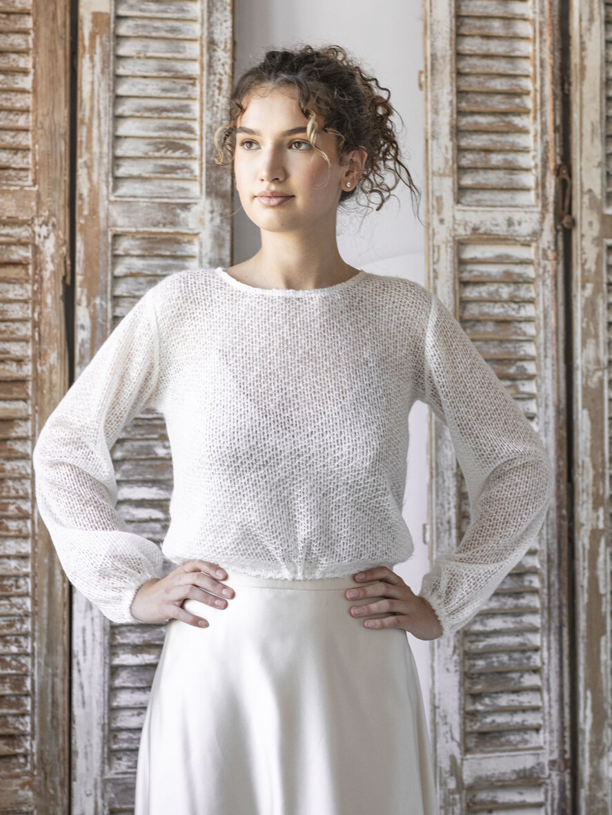 Panna Młoda Bolerka bolerka, narzutki, sweterki Bolerko z odkrytymi plecami, eleganckie bolerko ślubne, bolerko do sukni ślubnej, delikatne bolerko ślubne, letnia narzutka ślubne 2