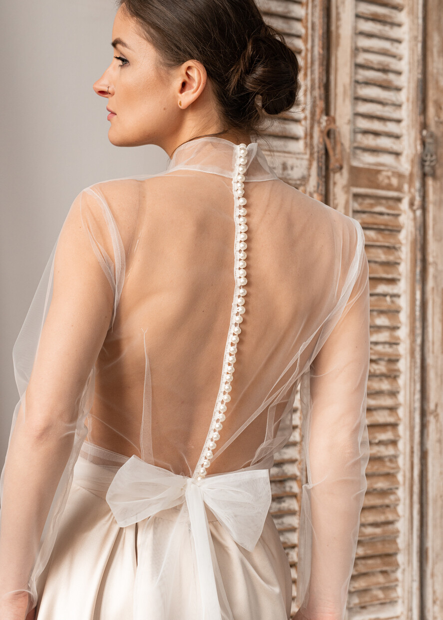 Panna Młoda Bolerka bolerka, narzutki, sweterki narzutka do sukni ślubnej, bolerko ślubne z tiulu, przezroczyste bolerko ślubne, bolerko w kolorze ecru, delikatne bolerko do sukienki slubnej4