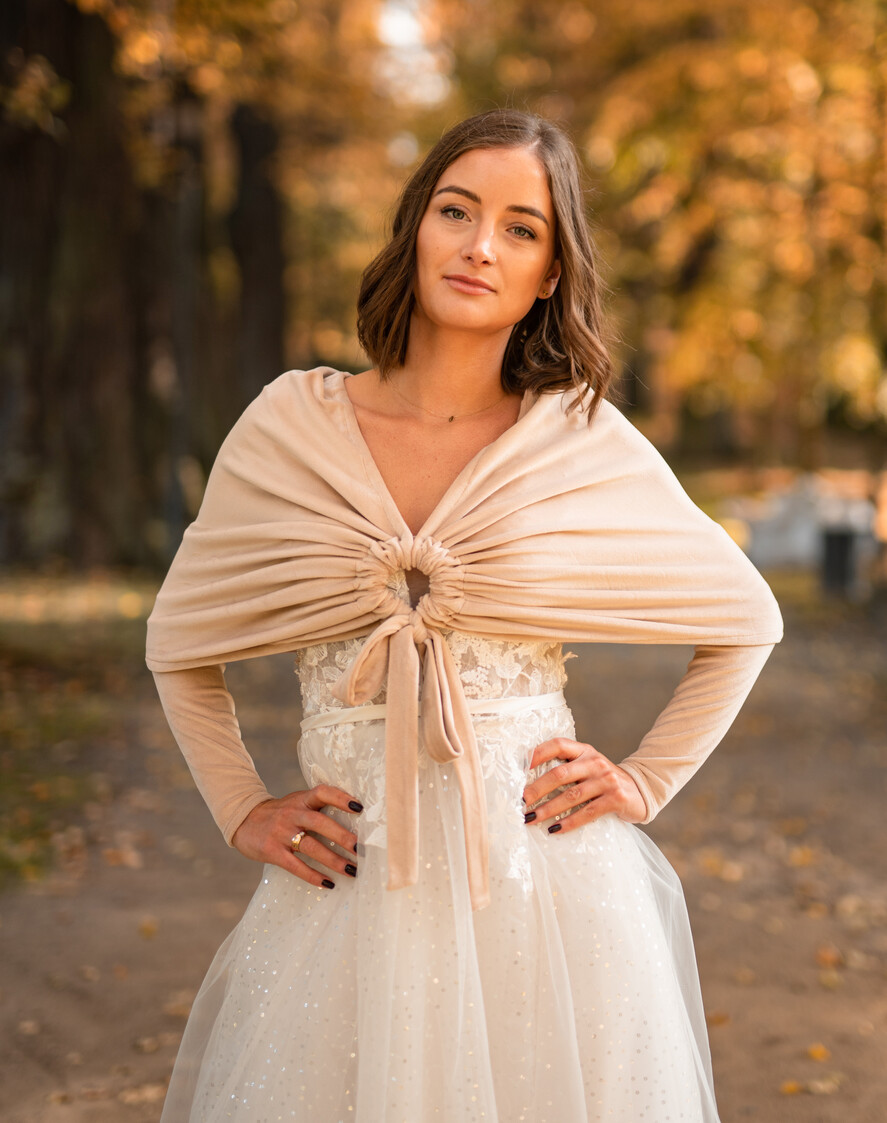 Panna Młoda Bolerka bolerka, narzutki, sweterki Welurowe Miekkie Bolerko Ślubne, Etola na jesienny ślub, Narzutka do sukni ślubnej z weluru, bolerko ślubne z weluru5