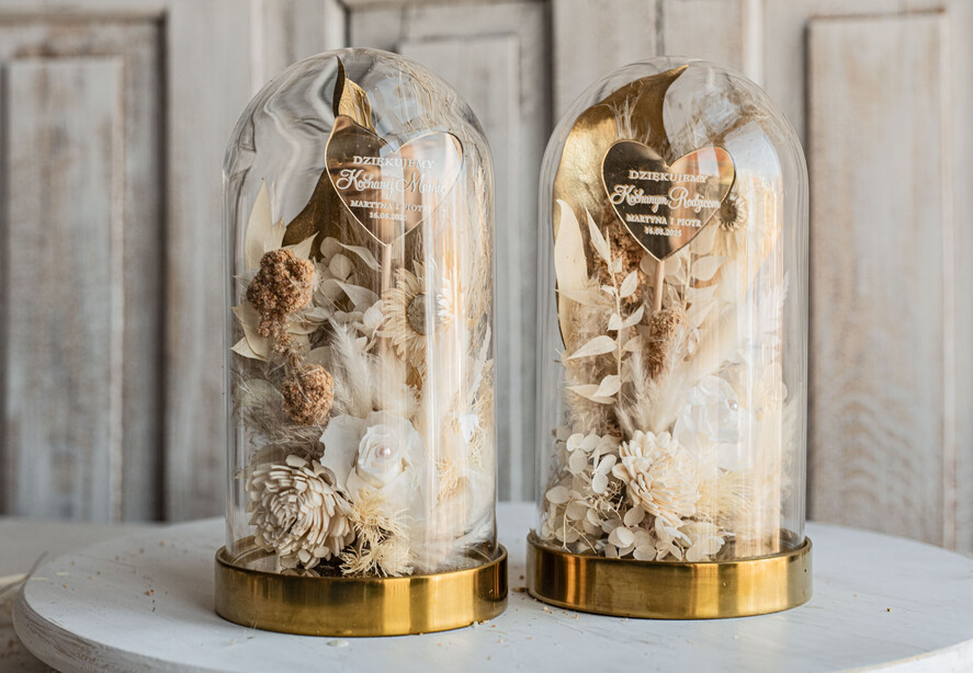 Prezenty, Podziękowania dla Rodziców Kompozycje Kwiatowe / Flowerboxy podziękowanie dla Rodziców na weselu, kwiaty dla Rodziców na prezent, suszone kwiaty w szkle, biała wieczna róża, prezent dla Rodziców kwiaty w szklanej kopule18