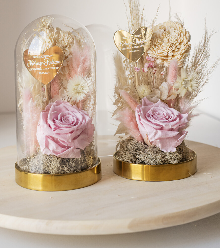 Prezenty, Podziękowania dla Rodziców Kompozycje Kwiatowe / Flowerboxy prezent dla Rodziców na wesele, kwiaty dla Rodziców podziękowanie, suszone kwiaty w szkle, różowa wieczna róża, podziękowanie dla Rodziców kwiaty w szklanej kopułce1
