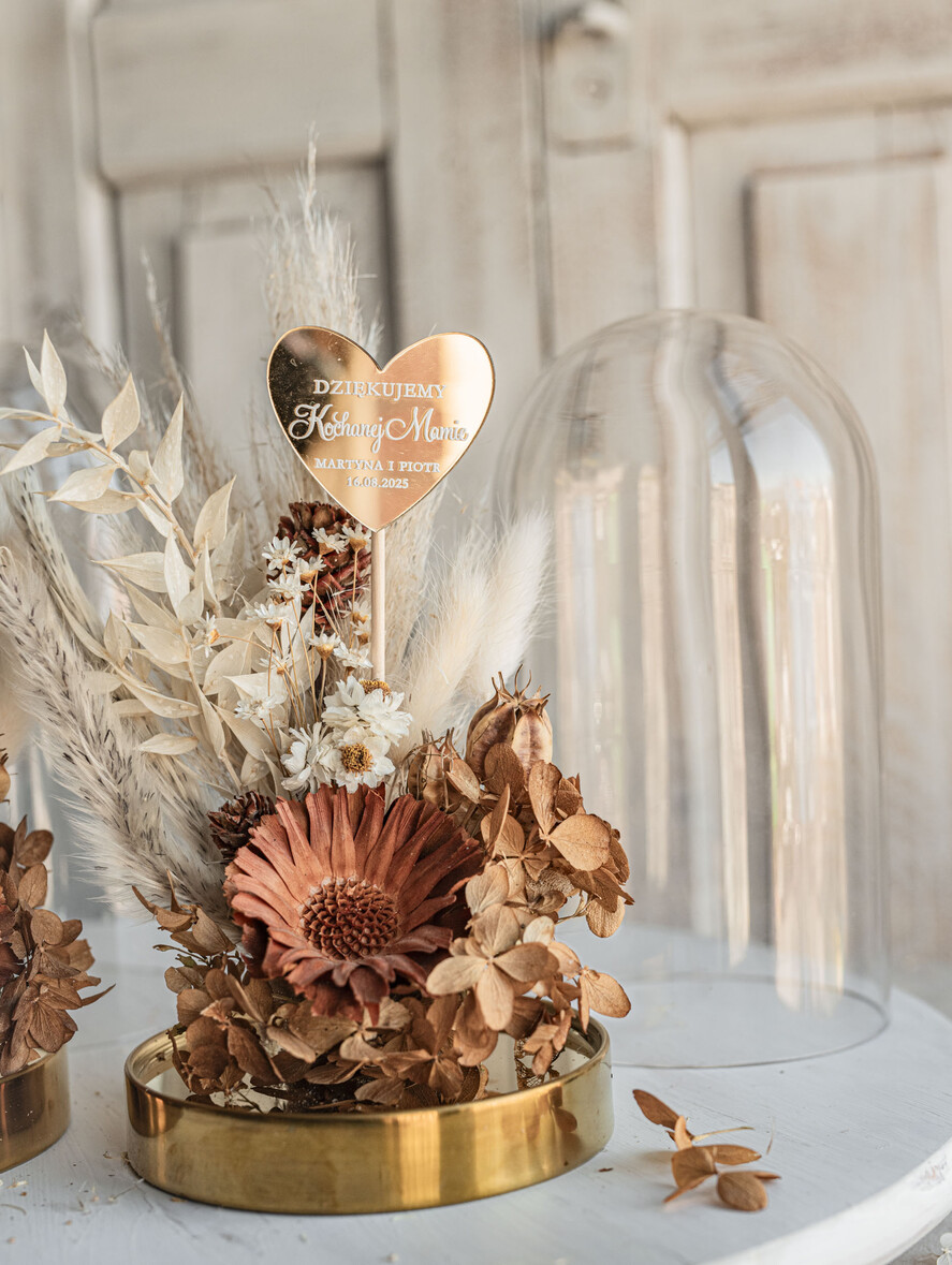 Prezenty, Podziękowania dla Rodziców Kompozycje Kwiatowe / Flowerboxy podziękowanie dla Rodziców kwiaty w szklanej kopule, pomysł na prezent dla rodziców, Szklana kopuła suszone kwiaty, Suszone Kwiaty w Szkle Kwiaty W Szklanej Kopule3