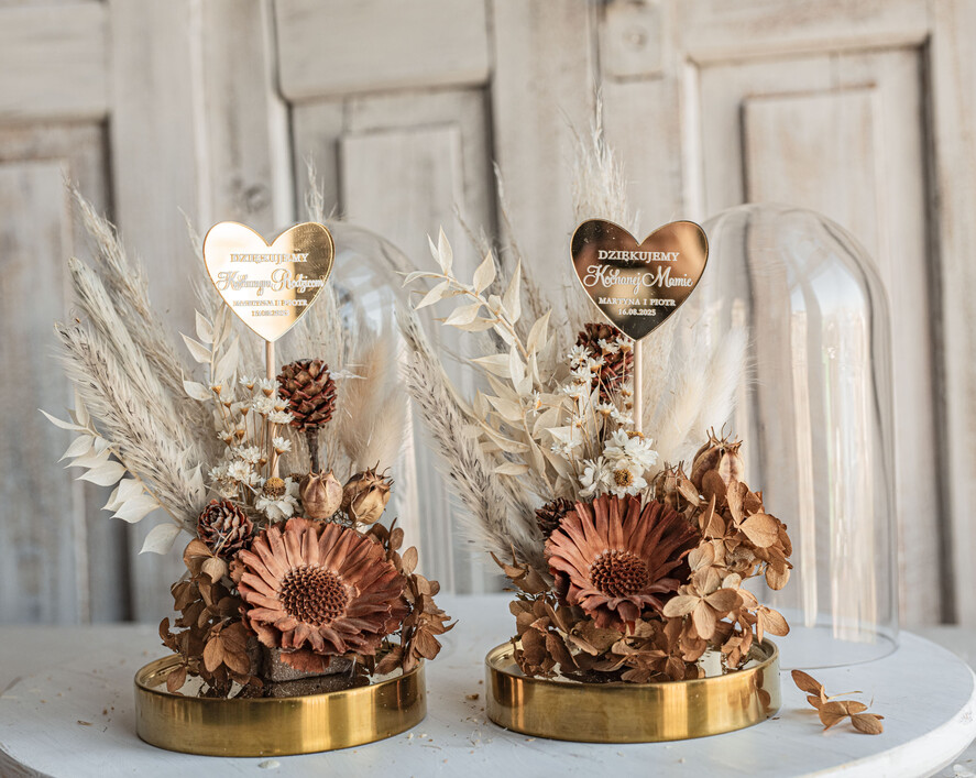 Prezenty, Podziękowania dla Rodziców Kompozycje Kwiatowe / Flowerboxy podziękowanie dla Rodziców kwiaty w szklanej kopule, pomysł na prezent dla rodziców, Szklana kopuła suszone kwiaty, Suszone Kwiaty w Szkle Kwiaty W Szklanej Kopule1