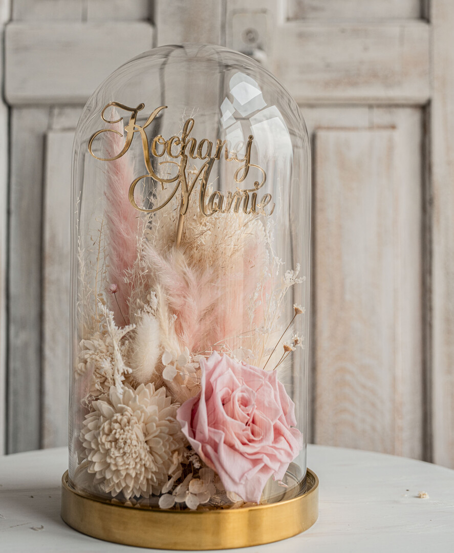 Prezenty dla Mamy flowerboxy, box ze słodyczami  flowerbox, pomysł na prezent prezent dla mamy kwiaty w kopule kompozycja z kwiatów suszonych wieczne roze,  kwiaty w szkle, rózowa wieczna róża4