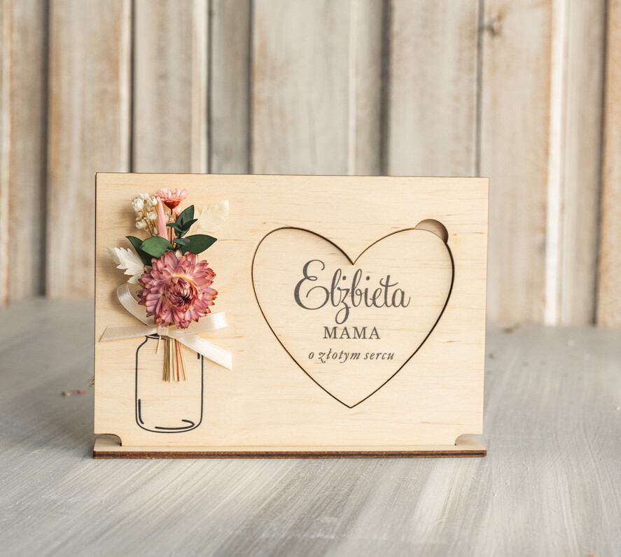 Prezenty dla Mamy kwiaty flowerboxy drewniana tabliczka z życzeniami na dzień Mamy prezent dla Mamy z okazji dnia Matki, kwiaty prezent dla mamy, kompozycja z suszonych kwiatów pomysł na prezent dla mamy3