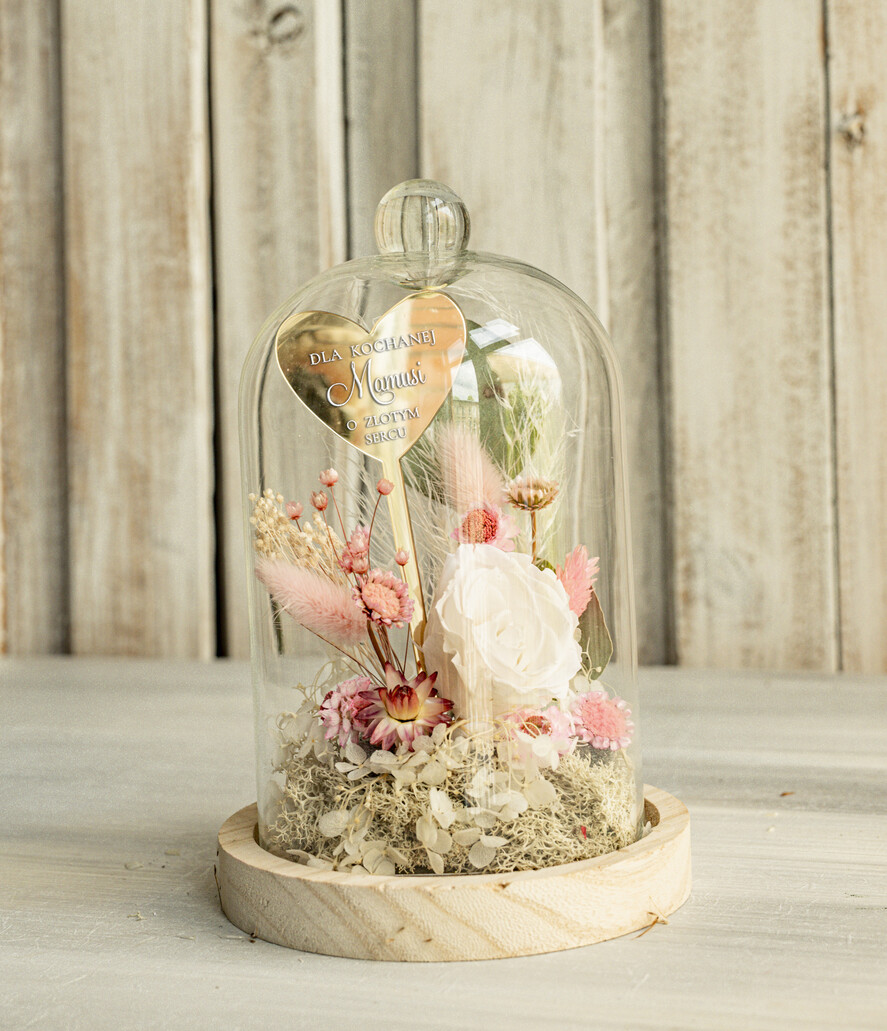 Prezenty dla Mamy flowerboxy, box ze słodyczami  kompozycja kwiatowa w szklanej kopule, prezent dla mamy flowerbox z suszonych kwiatów, suszone kwiaty w szkle, prezent na dzień mamy kwiaty0
