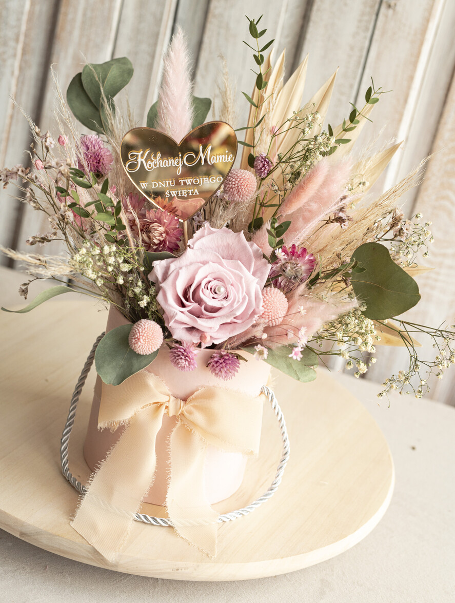 Prezenty dla Mamy kwiaty flowerboxy pomysł na prezent na dzień mamy, kwiaty dla mamy, wieczna róża dla mamy, zielono różowy bukiet dla mamy z suszonych kiatów4