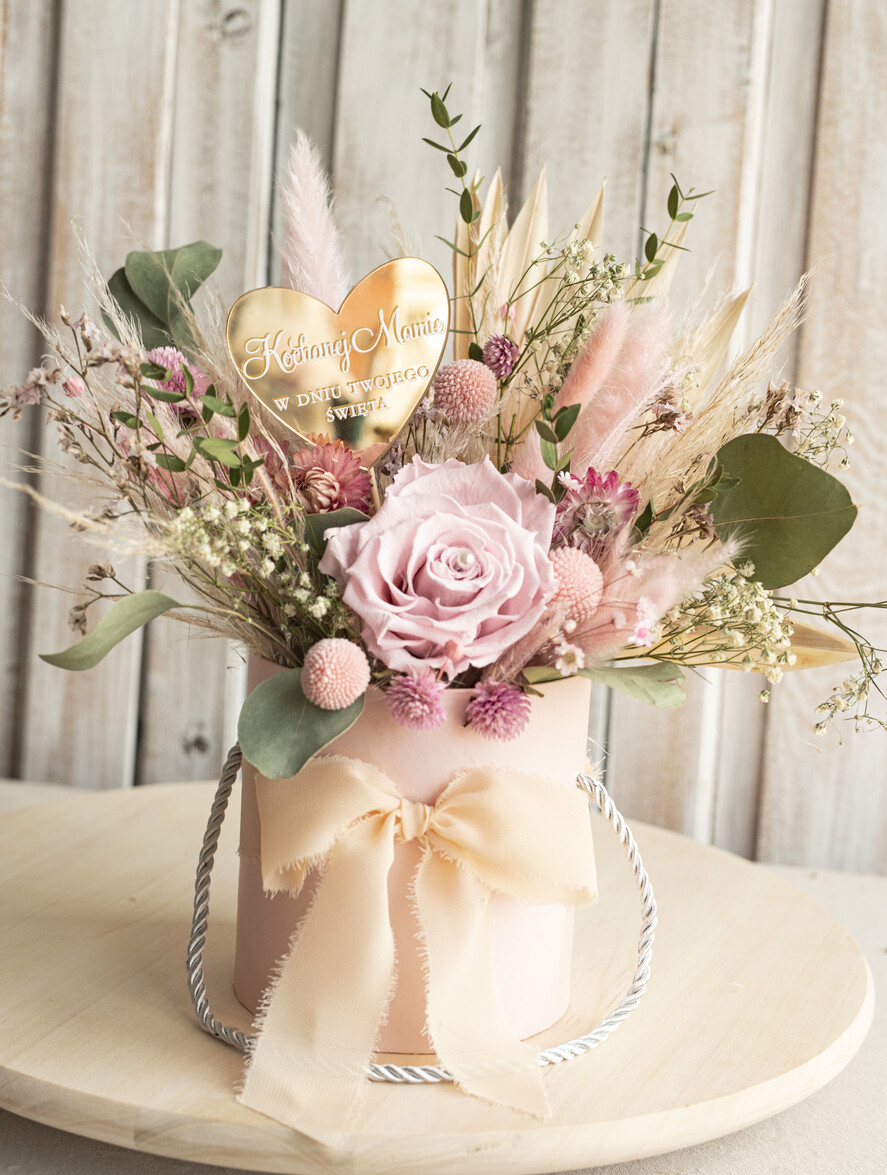 Prezenty dla Mamy kwiaty flowerboxy pomysł na prezent na dzień mamy, kwiaty dla mamy, wieczna róża dla mamy, zielono różowy bukiet dla mamy z suszonych kiatów6
