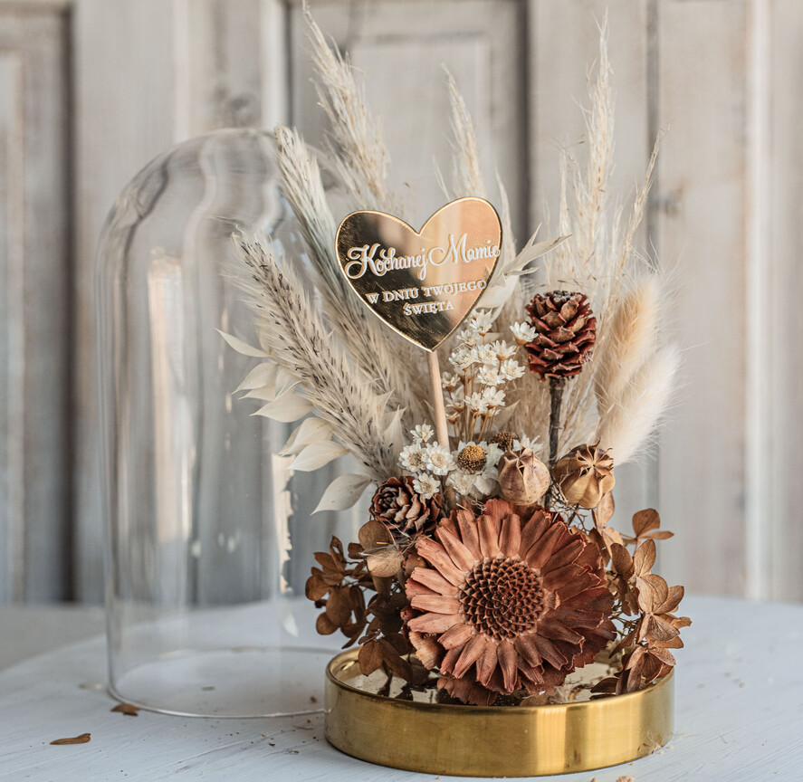 Prezenty dla Mamy flowerboxy, box ze słodyczami  prezent na dzień mamy, kwiaty w szklanej kopule, pomysł na prezent dla mamy, Szklana kopuła dekoracja suszone kwiaty, Suszone Kwiaty W Szkle6