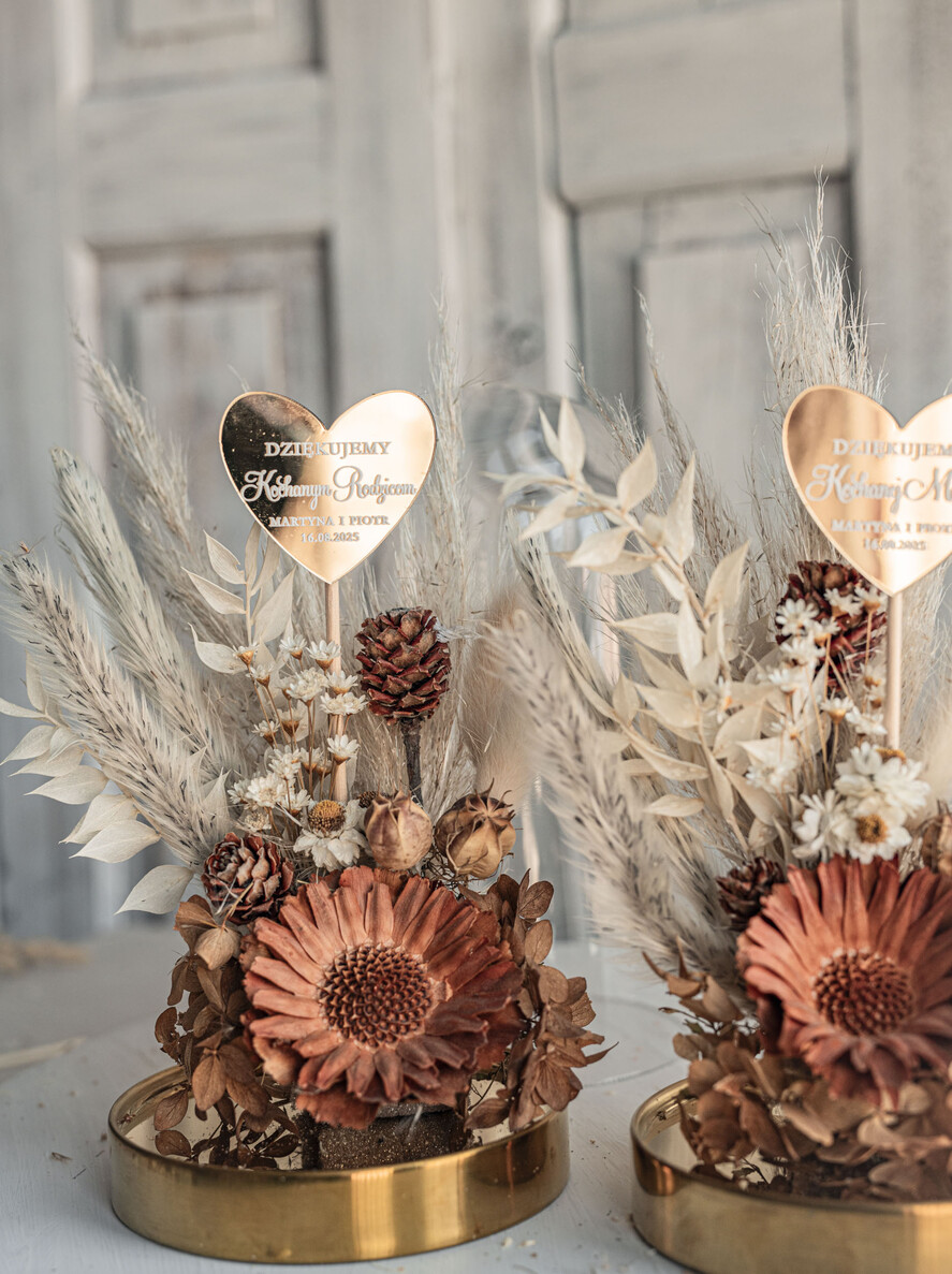 Prezenty dla Mamy flowerboxy, box ze słodyczami  prezent na dzień mamy, kwiaty w szklanej kopule, pomysł na prezent dla mamy, Szklana kopuła dekoracja suszone kwiaty, Suszone Kwiaty W Szkle8
