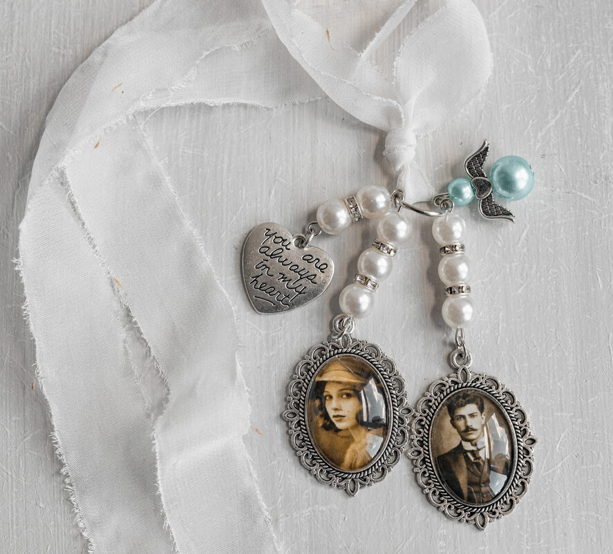 Medalion do bukietu ślubnego medalik zawieszka medalion do bukietu ślubnego, medalik ze zdjęciem do bukietu dla Panny Młodej, zdjęcie rodziców dziadków na bukiecie ślubnym 2