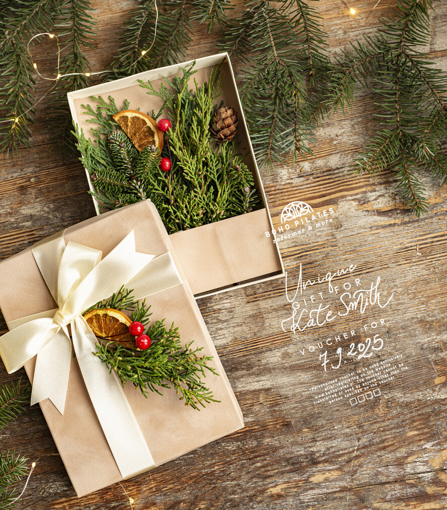 Prezenty Oferta dla Salonów BEAUTY voucher bozonarodzeniowy prezent Prezent dla klientek na święta Voucher, Voucher podarunkowy dla klientów salonu fryzjerskiego bożonarodzeniowy prezent voucher welurowe pudełko - lustrzany voucher na prezent dla niej7