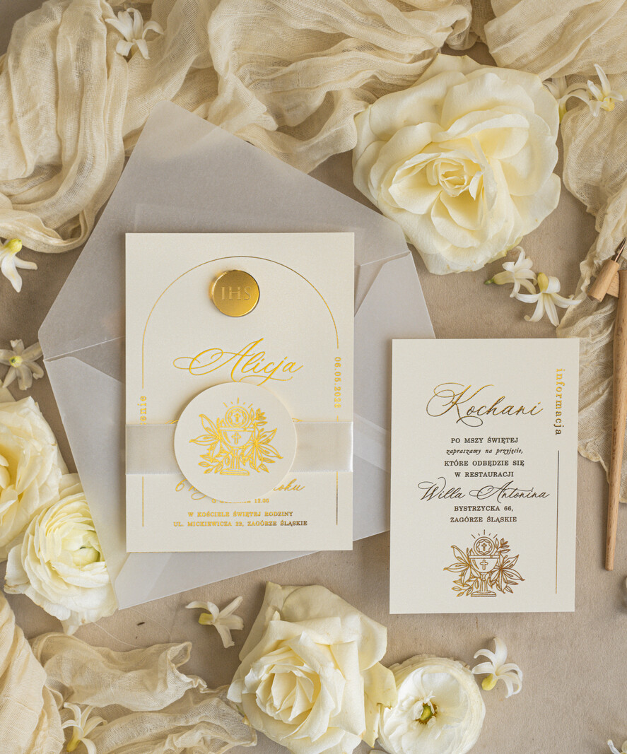 Zaproszenia na Komunię dla Dziewczynki dziewczynka  delikatne zaproszenie Komunijne, eleganckie zaproszenia na Komunię , Złote Zaproszenia na Komunię dla dziewczynki, zaproszenia Komunijne ze złotymi literami3