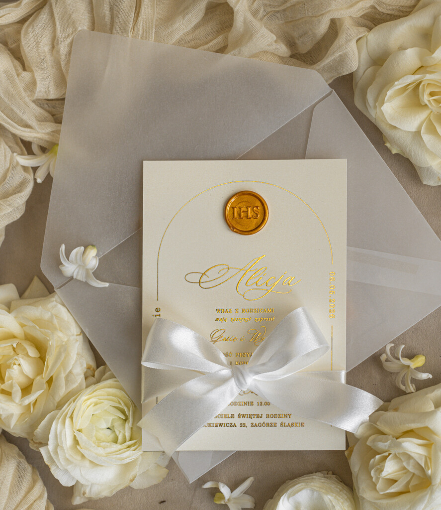 Zaproszenia na Komunię dla Dziewczynki dziewczynka  delikatne zaproszenia Komunijne Eleganckie zaproszenia komunijne dla dziewczynki, zaproszenia na komunię ze wstążką, złote zaproszenia na komunię z ozdobnym lakiem5