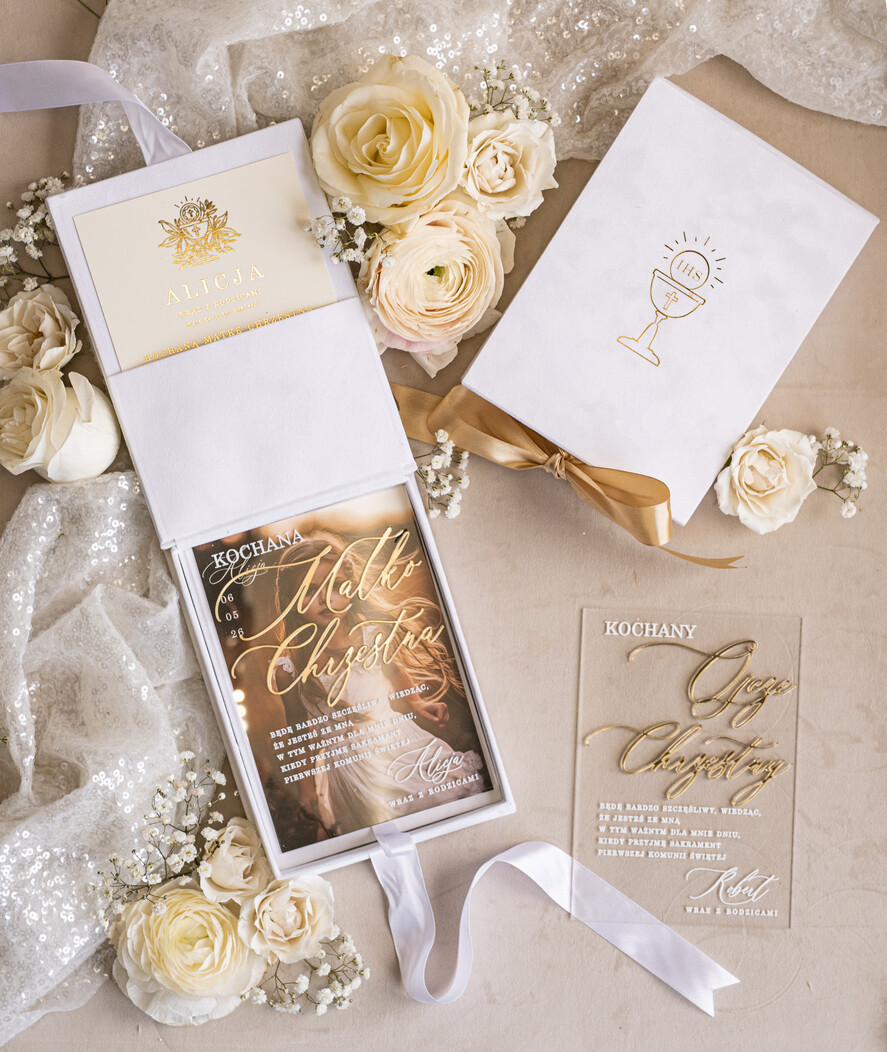 Zaproszenia na Komunię  dziewczynka  Eleganckie zaproszenia na Pierwszą komunię dla Matki Chrzestnej, wyjątkowe zaproszenia na komunię dla Rodziców  chrzestnych, Zaproszenie Vip dla Baci i Dziadka21