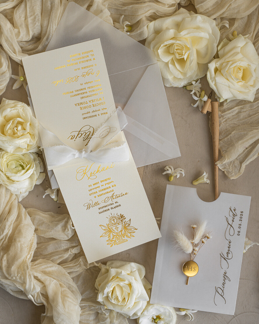 Zaproszenia na Komunię  dziewczynka  Eleganckie zaproszenia komunijne dla dziewczynki, zaproszenia na komunię z kwiatami, złote zaproszenia na komunię, zaproszenia na Pierwszą Komunię5