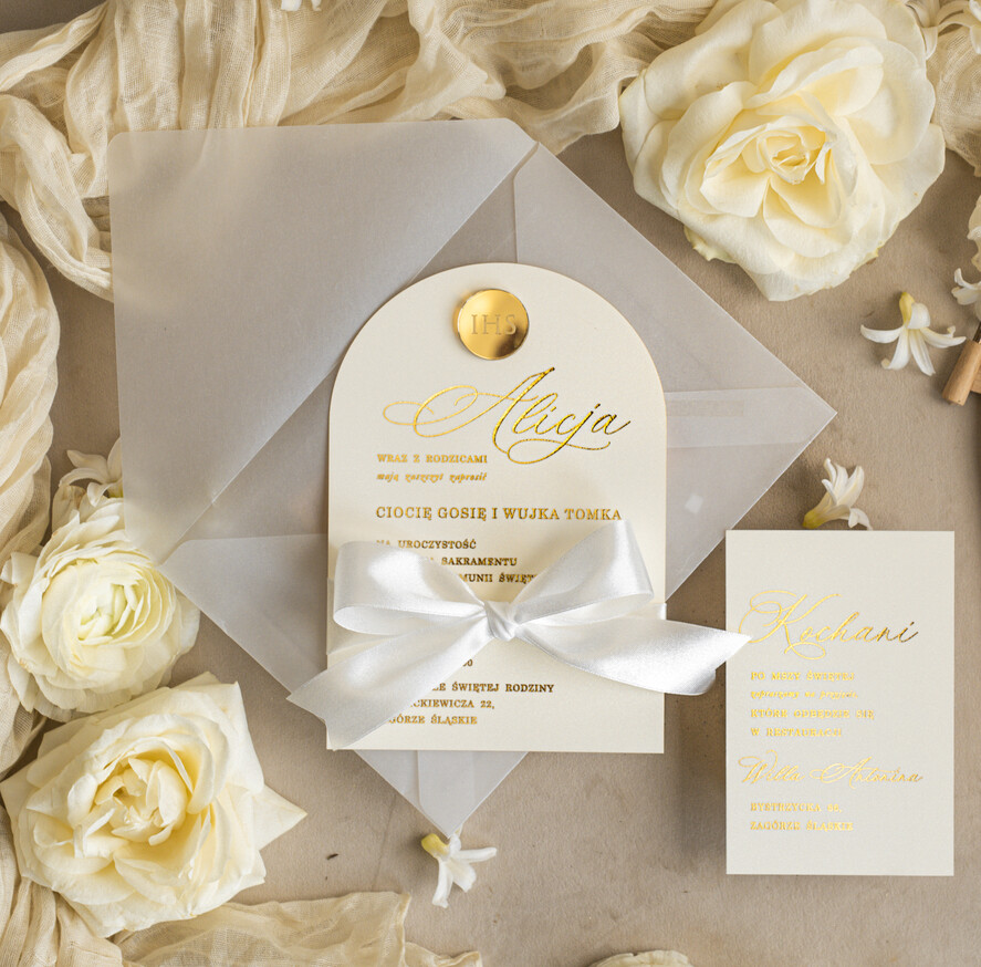 Zaproszenia na Komunię dla Dziewczynki dziewczynka  zaokrąglone zaproszenia komunijne, zaokrąglone zaproszenie na komunię, eleganckie złote zaproszenia na Pierwszą komunię7