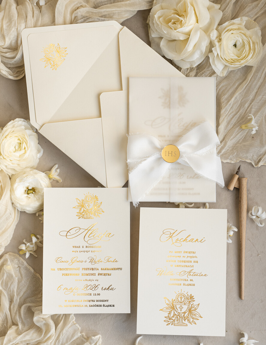 Zaproszenia na Komunię  dziewczynka  Nietypowe zaproszenia komunijne dla dziewczynki, zaproszenia na komunię ze wstążką, złote zaproszenia na komunię, zaproszenia na Pierwszą Komunię7