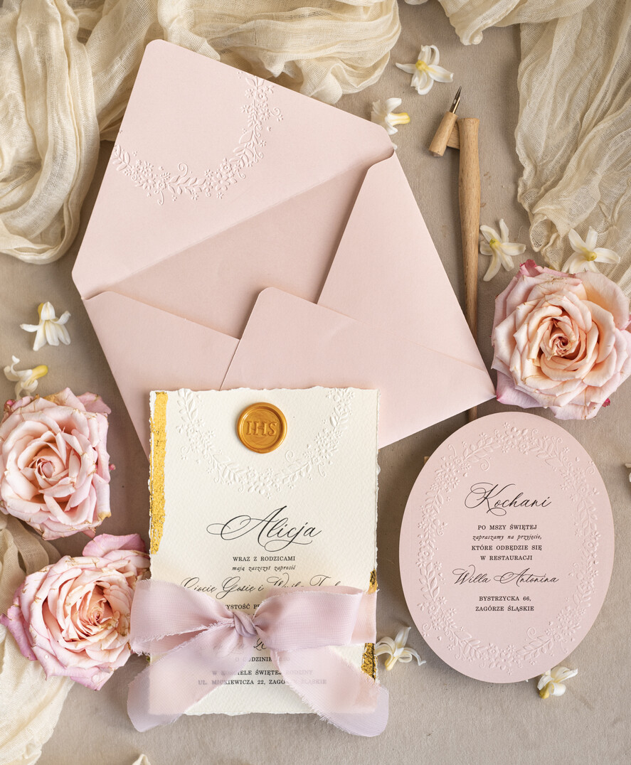 Zaproszenia na Komunię  dziewczynka  owalne zaproszenia na Komunię Zaproszenia komunijne personalizowane dla dziecka ręcznie robione zaproszenia na komunie Nietypowe zaproszenia komunijne9