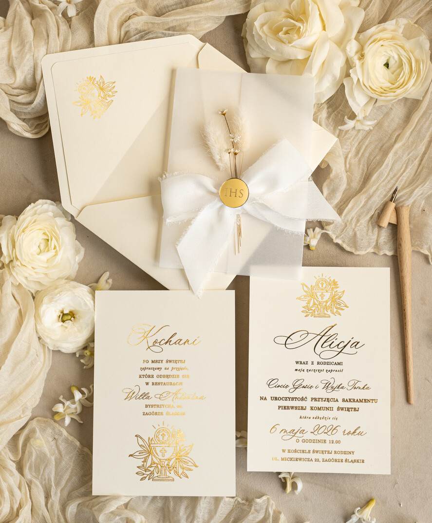 Zaproszenia na Komunię  dziewczynka  Nietypowe zaproszenia komunijne z dmuszkiem dla dziewczynki, zaproszenia na komunię ze wstążką, złote zaproszenia na komunię, zaproszenia na Pierwszą Komunię1