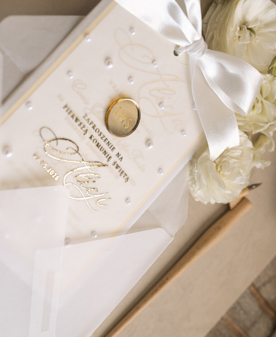 Zaproszenia na Komunię dla Dziewczynki dziewczynka  Perełkowe zaproszenia komunijne dla dziewczynki, zaproszenia na komunię z perełkami, złote zaproszenia na komunię, zaproszenia na Pierwszą Komunię4