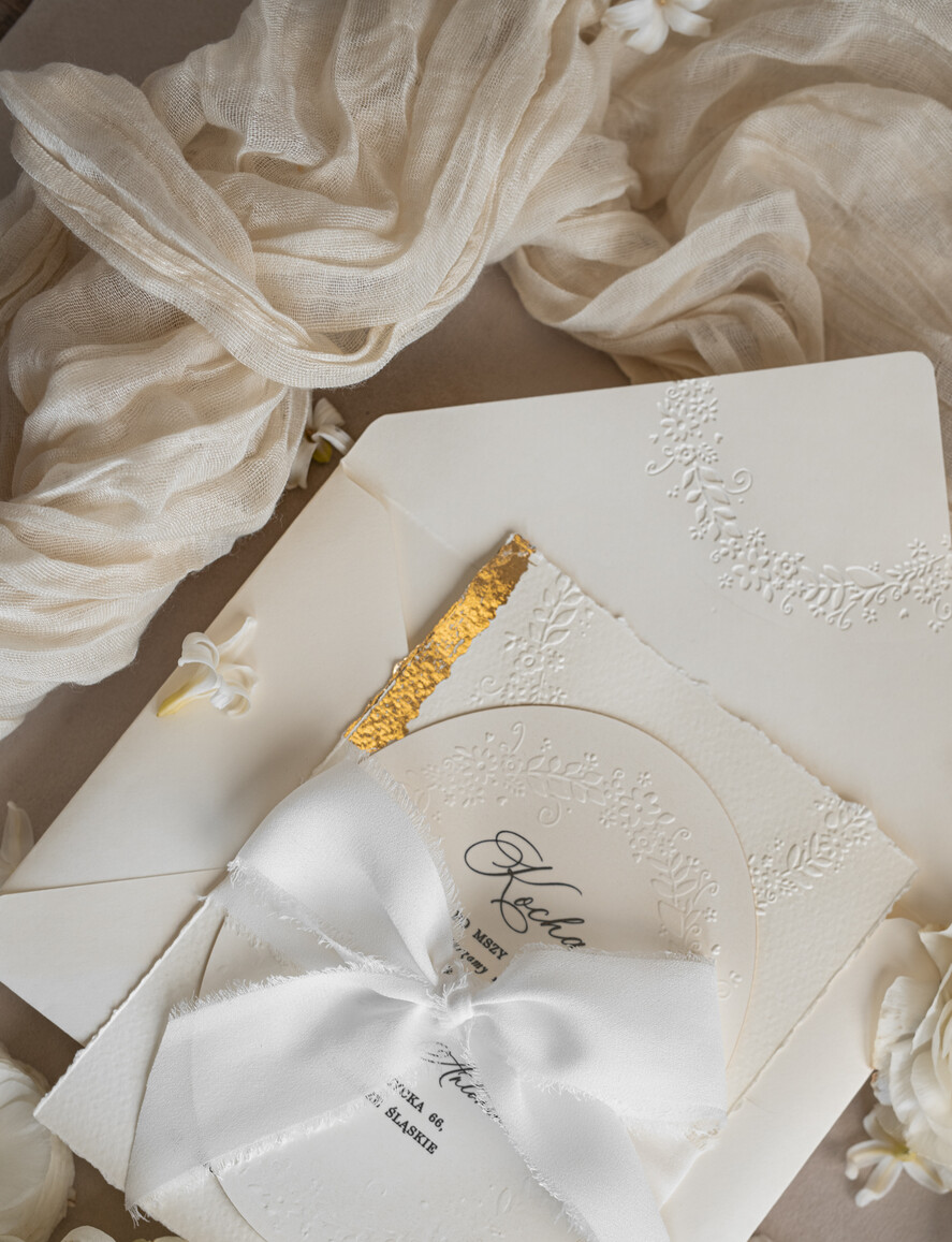 Zaproszenia na Komunię  chłopiec owalne zaproszenia na Komunię Zaproszenia komunijne personalizowane dla chłopca ręcznie robione zaproszenia na komunie Nietypowe zaproszenia komunijne6