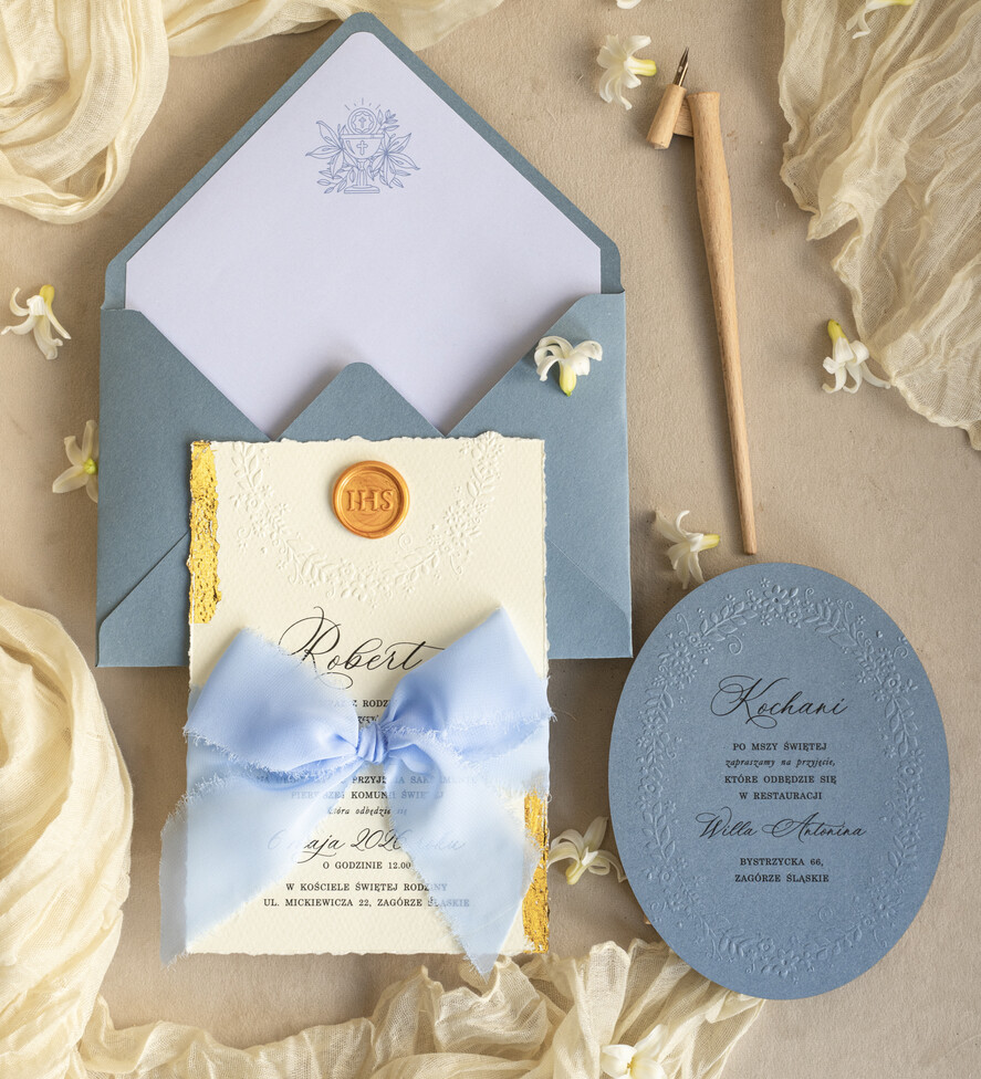 Zaproszenia na Komunię  chłopiec zaproszenia na Komunię dla chłopca, eleganckie zaproszenia komunijne,  tłoczone chłopięce zaproszenia komunijne1
