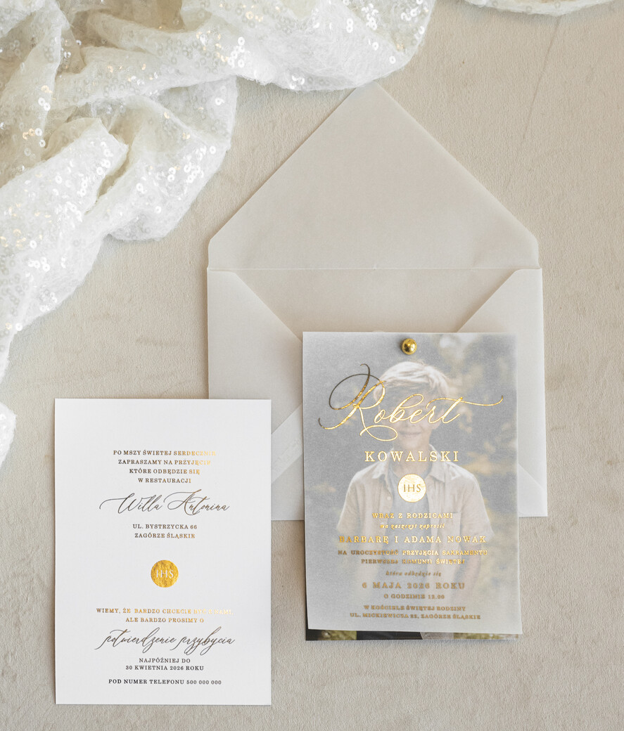 Zaproszenia na Komunię  chłopiec złocone zaproszenia na Komunię ze zdjęciem  Kalkowe Zaproszenia komunijne personalizowane3