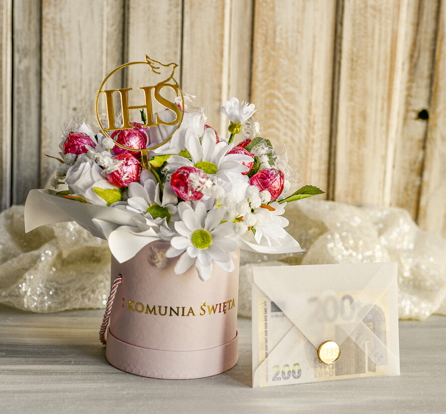 Pamiątki Prezenty na komunię  boxy prezentowe Zestaw Prezentowy od Chrzestnych na Pierwszą komunię Pralinki, Flowerbox Komunijny opakowanie na pieniądze6