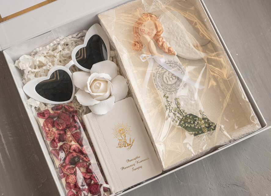 Pamiątki Prezenty na komunię  boxy prezentowe Ręcznie robiony aniołek na Komunię Świętą, wyjątkowa pamiątka Pierwszej Komunii Świętej, prezent na Pierwszą Komunię Świętą dla dziewczynki 4